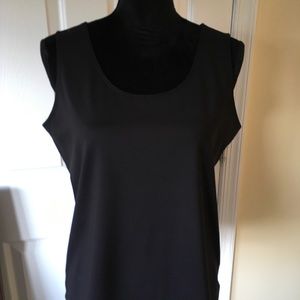 Chico’s Size 2 ladies Shell🌷🌹🌹